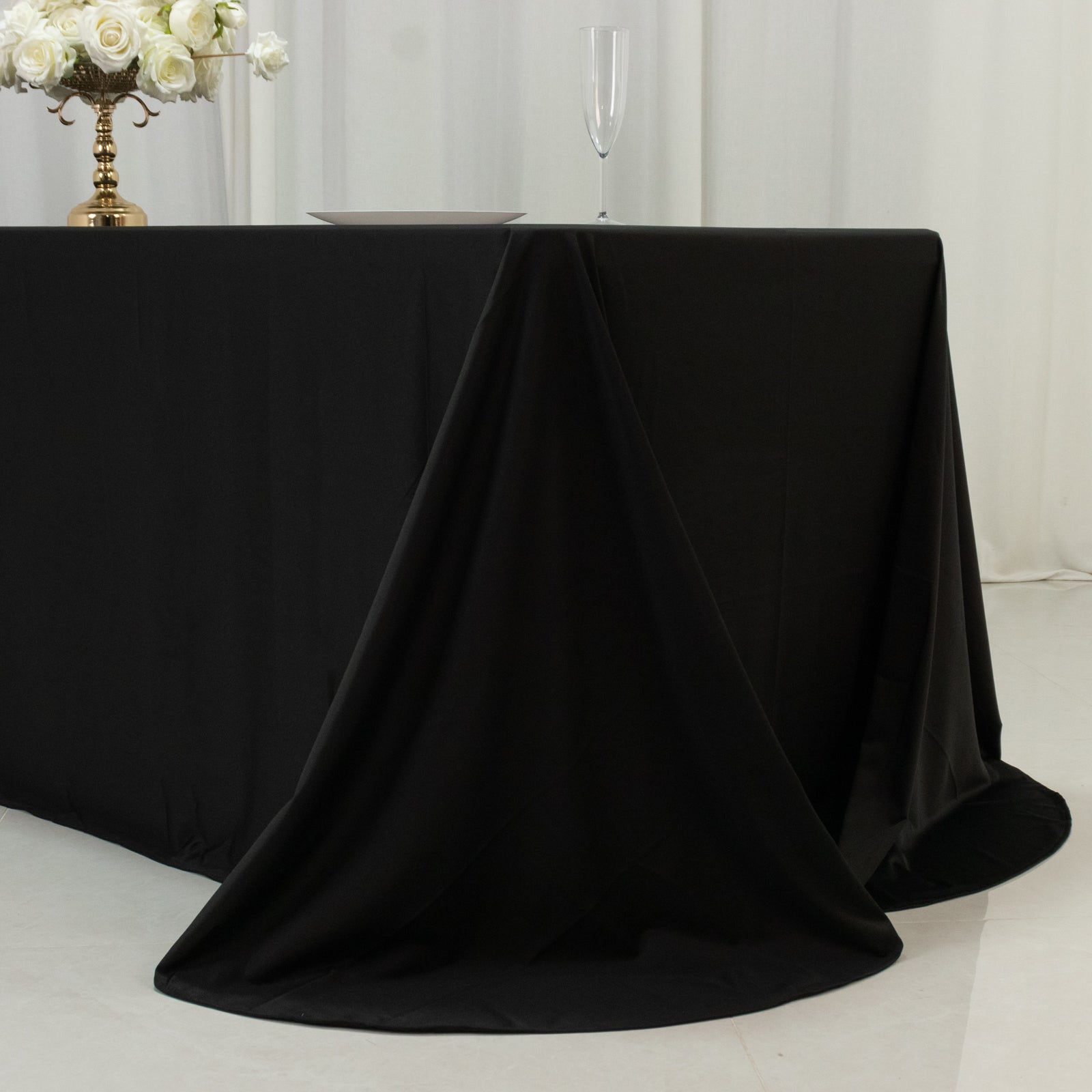 Scuba Rectangular 90"x156" Tablecloth Black with Rounded Corners – Seamless, Wrinkle Free & Stain Resistant Table Cover