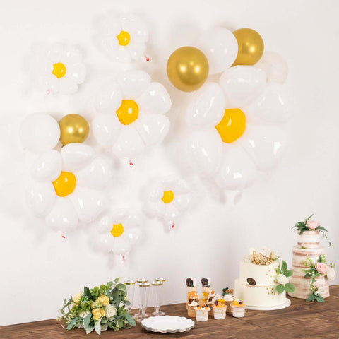 Set of 10 White Daisy Flower-Shaped Mylar Foil Balloons, Assorted Floral Balloon Party Decorations with Balloon Dots - 10", 19", 27"