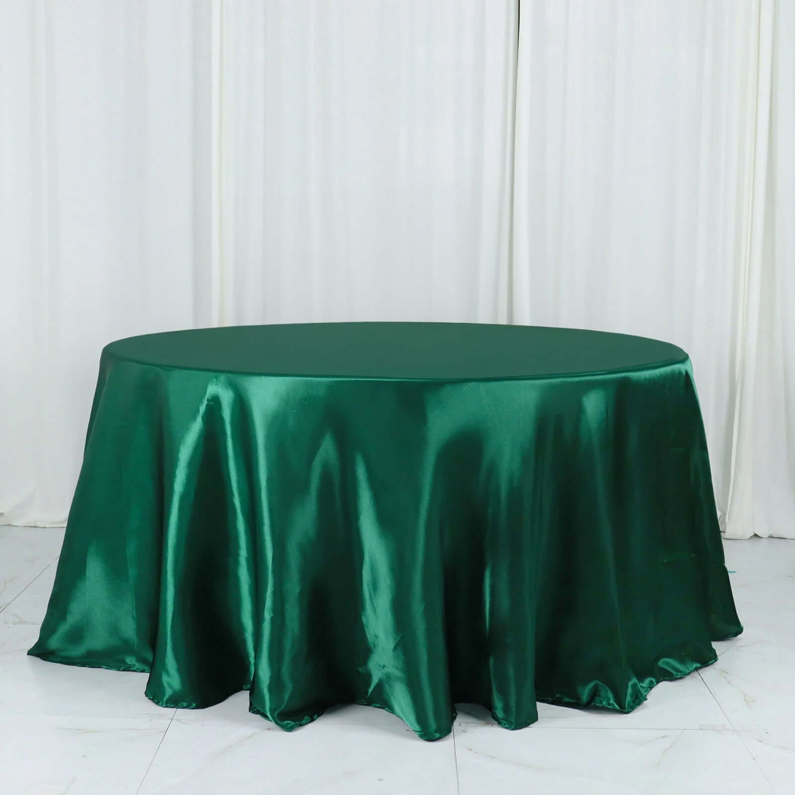 Satin 132" Round Tablecloth Hunter Emerald Green - Stylish Seamless Table Cover